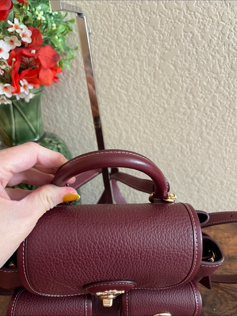 🆕 Coach Hadley Backpack dark wine - Picture 5 of 10
